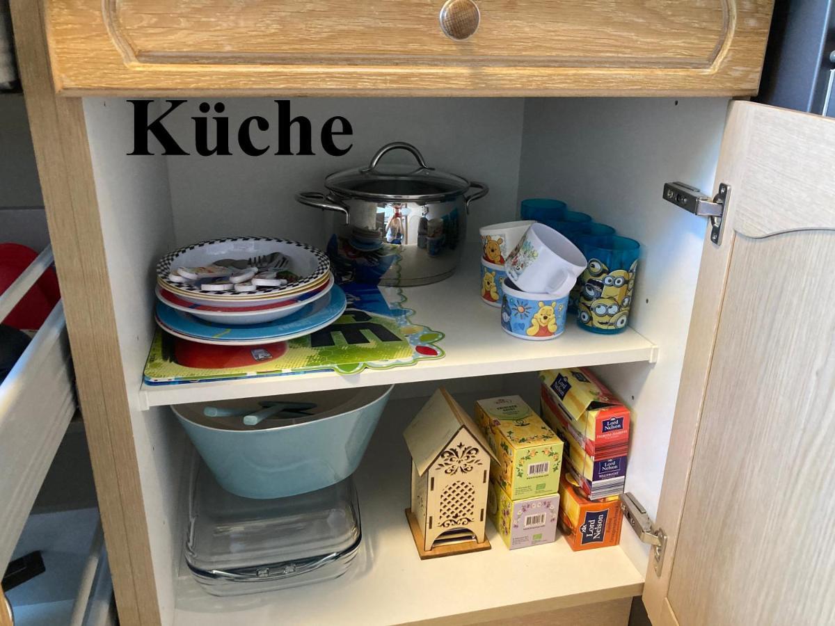 4-Zimmer Kinderfreundliche Ferienwohnung フリードリヒスハーフェン エクステリア 写真