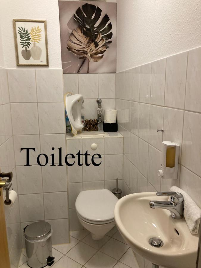 4-Zimmer Kinderfreundliche Ferienwohnung フリードリヒスハーフェン エクステリア 写真