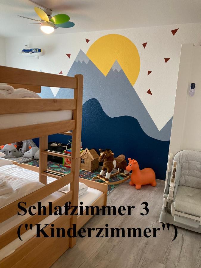 4-Zimmer Kinderfreundliche Ferienwohnung フリードリヒスハーフェン エクステリア 写真