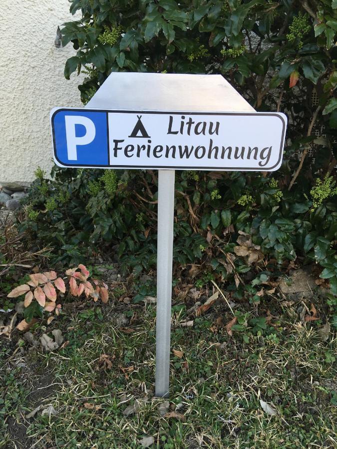 4-Zimmer Kinderfreundliche Ferienwohnung フリードリヒスハーフェン エクステリア 写真